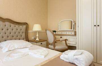 Фото номера Апартаменты с видом на море Отель Therma Palace Balneohotel in Therma Village г. Кранево 13