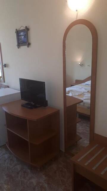Фото номера Просторный двухместный номер с 2 отдельными кроватями Отель Hotel Palace г. Кранево 37