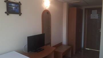Фото номера Просторный двухместный номер с 2 отдельными кроватями Отель Hotel Palace г. Кранево 38