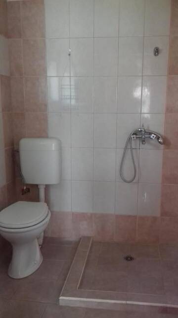 Фото номера Трехместный номер с ванной комнатой Гостевой дом Guest House Sun г. Кранево 12