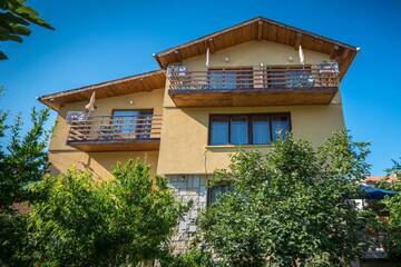 Фото номера Трехместный номер с ванной комнатой Гостевой дом Guest House Sun г. Кранево 18