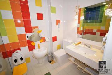 Фото номера Тематический мезонет «Человек-Паук» Отель Therma ECO in Therma Village г. Кранево 6