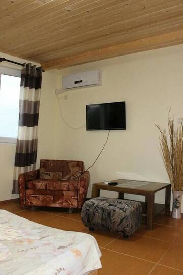 Фото номера Семейный номер с видом на море Гостевой дом Guest Rooms Cveti г. Кранево 4