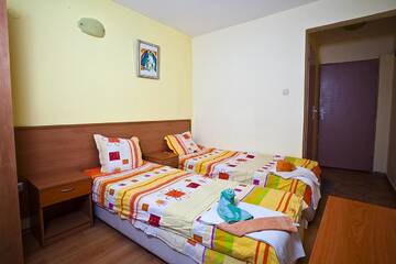 Фото номера Трехместный номер с основными удобствами Отель Familly hotel Randevu г. Кранево 5