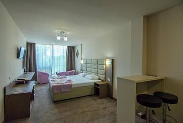 Фото номера Апартаменты с 1 спальней Отель Hotel Magnific г. Кранево 4
