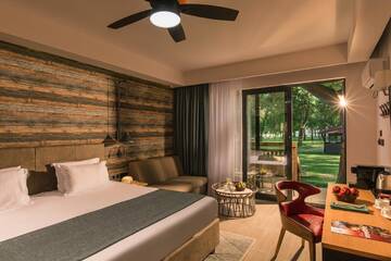 Фото номера Королевская вилла (макс. для 2 взрослых и 2 детей) Отель Effect Algara Beach Club Hotel г. Кранево 2