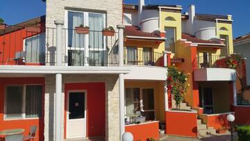 Фото номера Двухуровневый люкс Дома для отпуска Villa Valentina г. Кранево 3